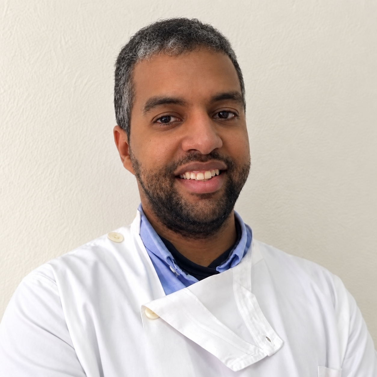 Dr. Tiago Miranda